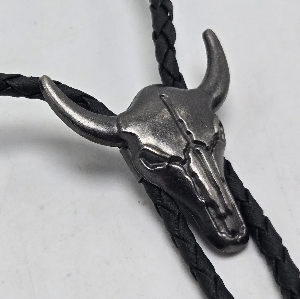 Western Bull Skull Silver Tone Bolo Lariat Tie Men's Accessories Metal Costume_3